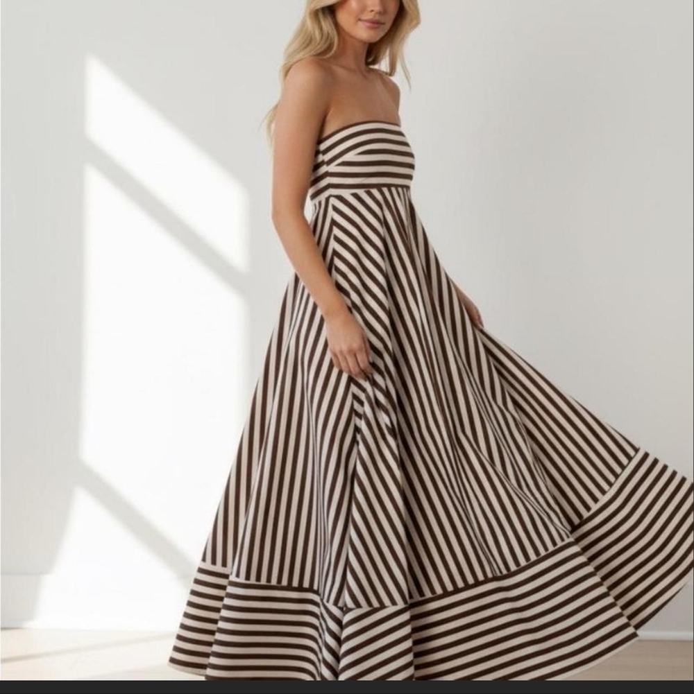 Petal & Pup Monochrome Strapless Maxi Dress